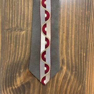 SCREENPLAY BY MARTIN WONG Mens Silk Necktie Gray Burgundy Pattern 57.5x4 Classic